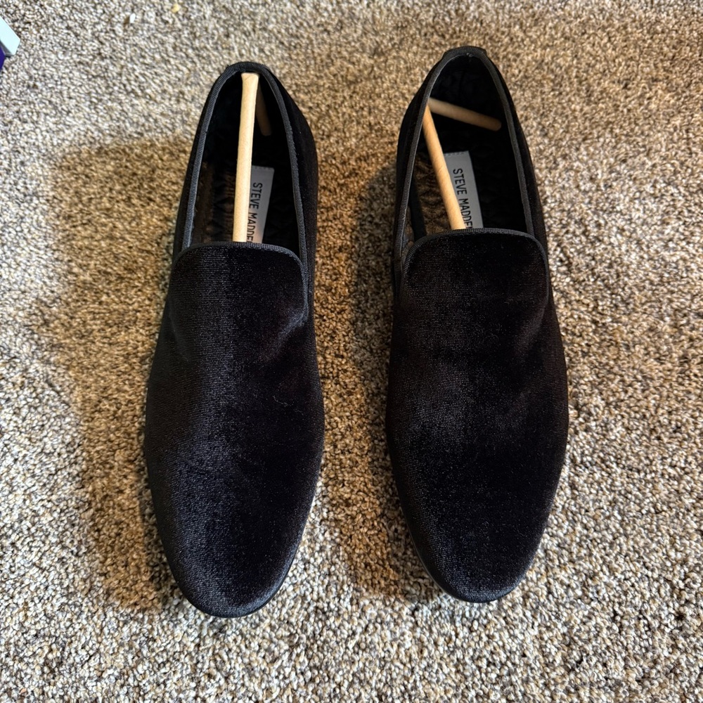 Steve Madden Men’s Black Velvet Laight Loafers